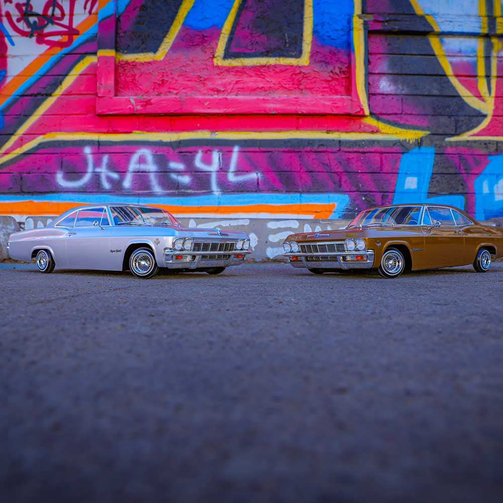 SixtyFive 1965 Chevrolet Impala Hopping Lowrider