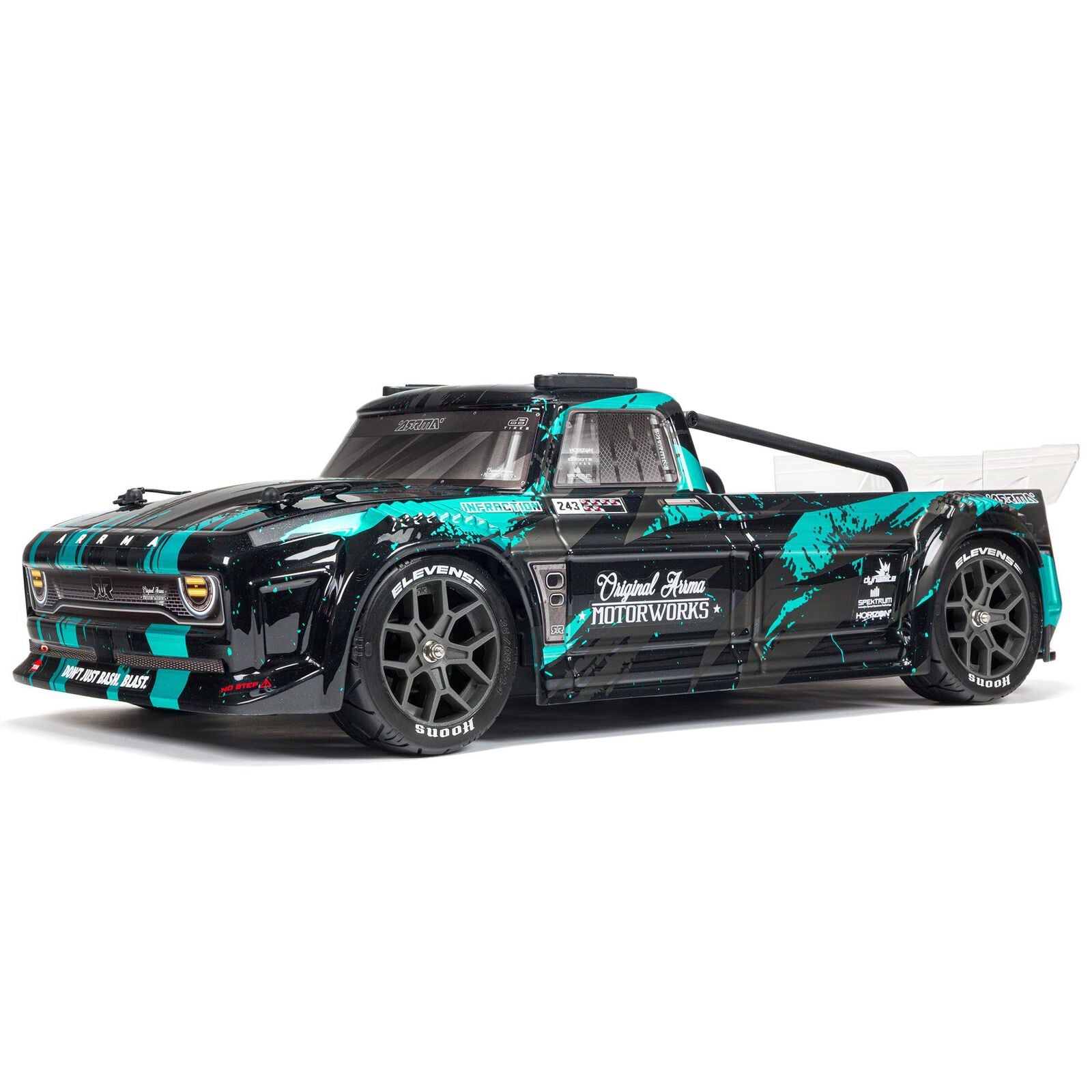 Infraction 4x4 3S BLX All-Road Street Bash Resto-Mod RTR RC Truck